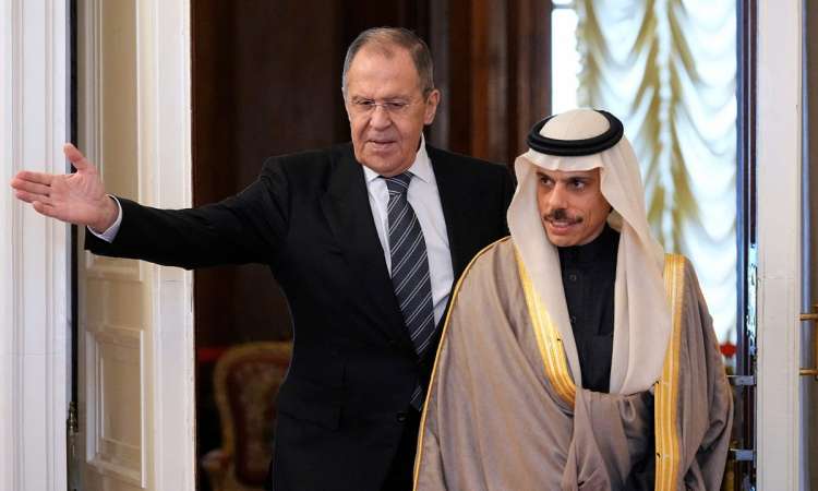 وزيرا خارجية السعودية وروسيا خلال اللقاء